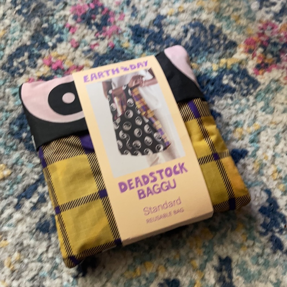 RARE BAGGU Deadstock 90s Yin Yang Plaid reusable nylon tote bag Earth Day LAST 1 - Picture 5 of 6